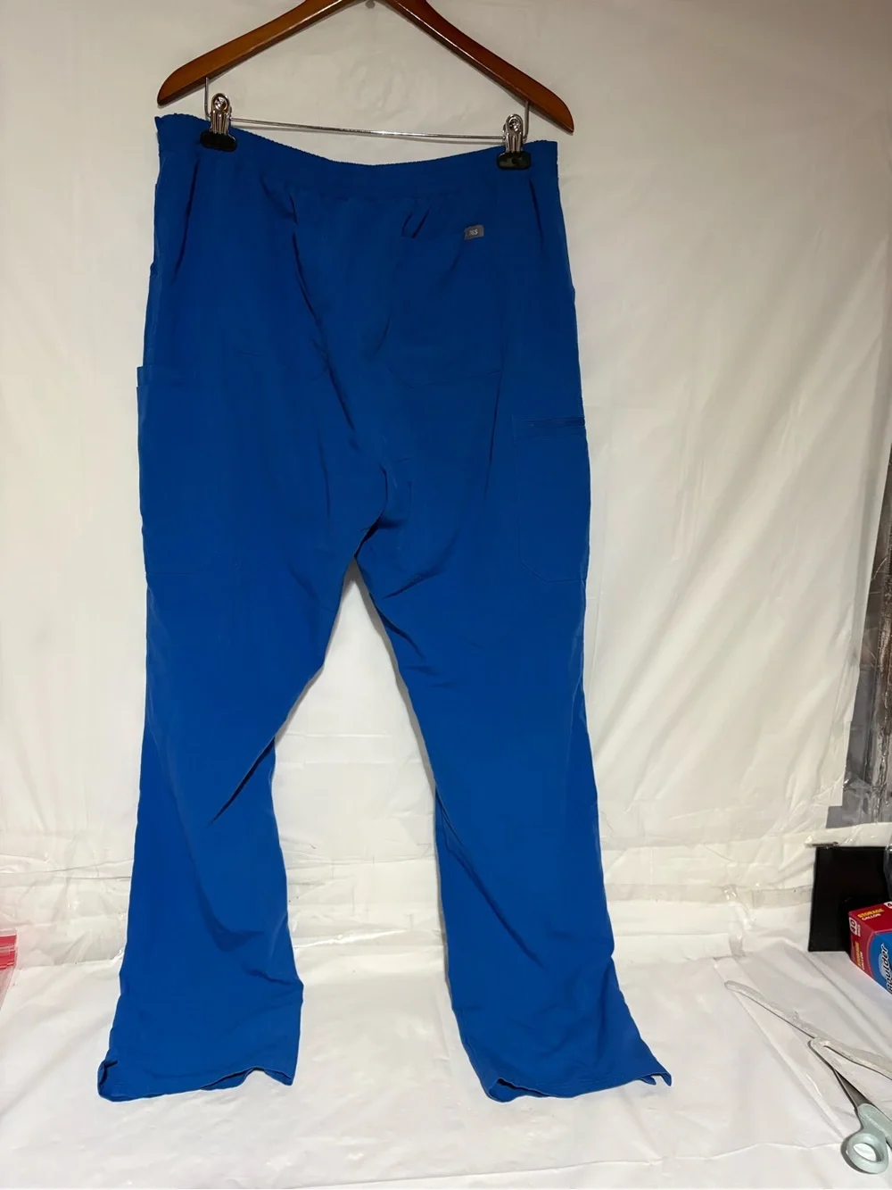 Figs Men's Royal Blue Drawstring Cargo Joggers